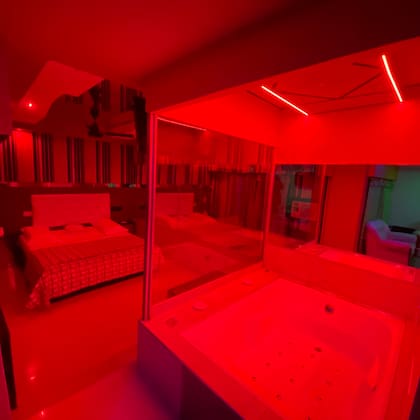 "Se trata de vender un poco de fantasía", señala Diego Torreiro, dueño de La Cigarra, al referirse a la decoración de las habitaciones