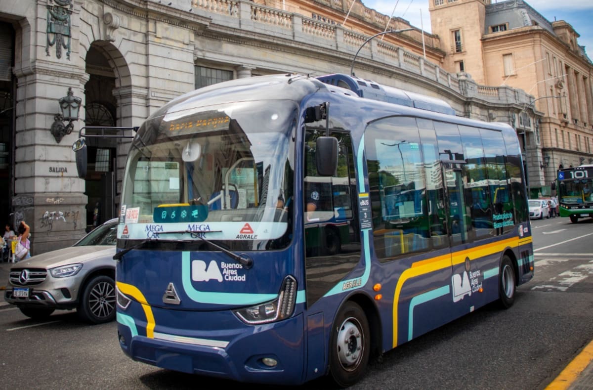 O Ônibus Elétrico Buenos Aires ampliou sua rota e agora chega ao Terminal de Cruzeiros Quinquela Martin. O Ônibus Elétrico Buenos Aires ampliou sua rota e agora chega ao Terminal de Cruzeiros Quinquela Martin.