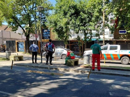This is a business under construction located on Avenida Chivilcoy at 3600