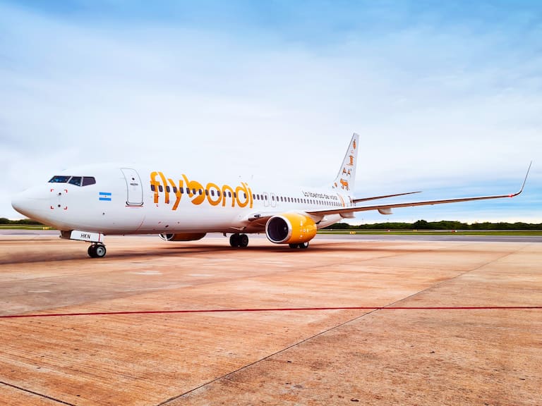 Flybondi lanza reembolso del 60% para contrarrestar impuestos y tasas