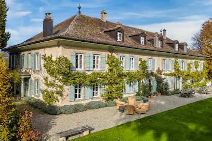 Se vende "La Paisible", la casa de campo donde vivió Audrey Hepburn en Suiza.