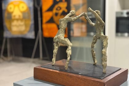 Se vendió antes de la inauguración un bronce de Elsa Salfity en la galería BAC