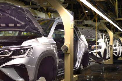 Sea nuevo o usado, el pago de la cuota mensual por la compra de un vehículo en Estados Unidos alcanzó su máximo histórico