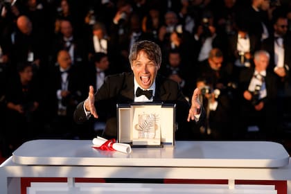 Sean Baker, ganador de la Palma de Oro 2024 en Cannes por Anora