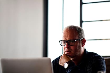 "La opción del teatro al aire libre me parece que sería una buena medida", entiende Sebastián Blutrach