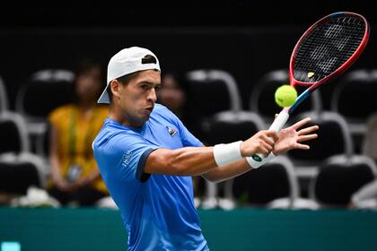 Sebastian Baez cayó ante Elias Ymer por el primer partido ante Suecia en la Copa Davis 