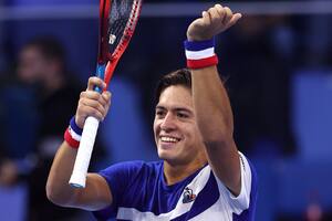 Sebastián Báez ganó otra vez y es semifinalista en el Masters Next Gen en Milán