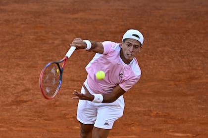 Sebastián Báez debutará en el Masters 1000 de Roma contra el peruano Juan Pablo Varillas