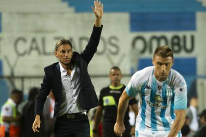 Sebastián Beccacece sumó su primer triunfo como entrenador de Racing