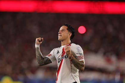 Sebastián Driussi y un festejo que le dio respiro a los hinchas de River, en medio de un flojo partido