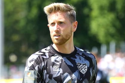 Sebastian Hertner (34) murió tras caer desde 70 metros de altura mientras se trasladaba junto a su esposa en una aerosilla del centro de esquí Savin Kuk