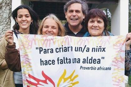 Sebastián junto a Silvia (su mujer), Blanca Roberto y Stefanía (la hija de Blanca)