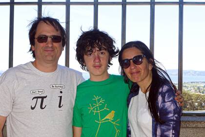 Sebastián, Máximo, Virginia