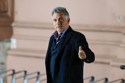 Sebastián Pareja sale de la Casa Rosada tras ser ratificado