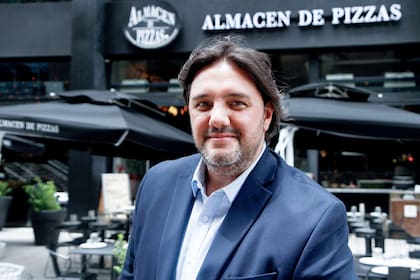 Sebastián Ríos: “Uno de los indicadores con el que trabajamos es el de bebida por cubierto. Históricamente el índice era 1,4 bebidas por cubierto, es decir casi una bebida y media por persona. Hoy ese indicador está 1,1”