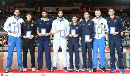 Sebastián Solé fue elegido en el equipo ideal del torneo