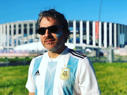 Sebastián tuvo que ser operado y empezó una lenta recuperación (Foto: @sebasalmada)