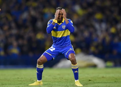 Sebastián Villa no juega en Boca desde que fue condenado por violencia de género
