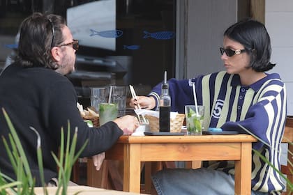 Sebastian y Valentina, en pleno almuerzo.