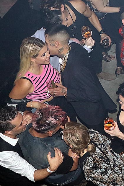 ¿Secretos en reunión? Wanda Nara y L-Gante siguen su escalada mediática