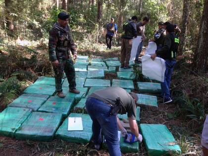 Secuestran 7500 kilos de marihuana en Puerto Piray, Misiones
