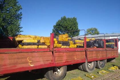 Secuestran más de cinco toneladas de marihuana ocultas en un camión, en Exaltación de la Cruz