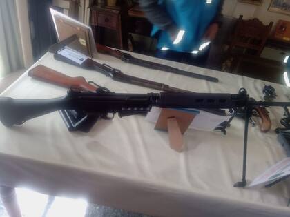 Secuestro de armas en el barrio porteño de Versalles