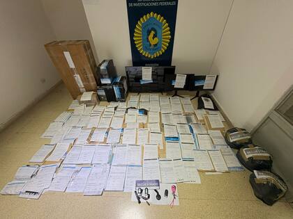 Secuestro de elementos informáticos y celulares en una causa contra una red dedicada al juego clandestino