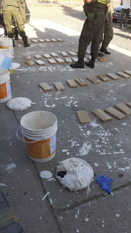 Secuestro de marihuana y cocaína en Chubut y el Gran Buenos Aires