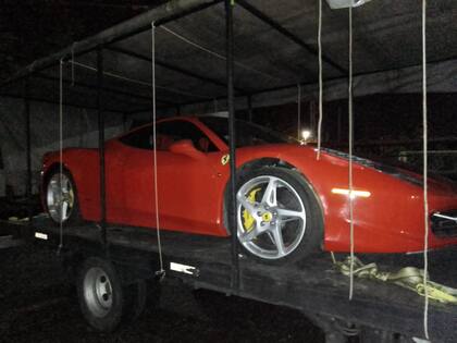 Secuestro, en Formosa, de una Ferrari 458 que era trasladada ilegalmente desde Paraguay hacia el partido bonaerense de Pilar