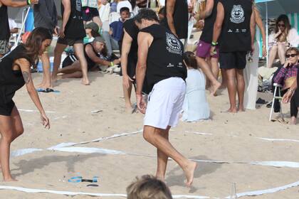 Seefeld es otra de las celebridades locales que suele recibir el año en la costa uruguaya