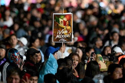 Seguidores de Sheinbaum en el Zócalo