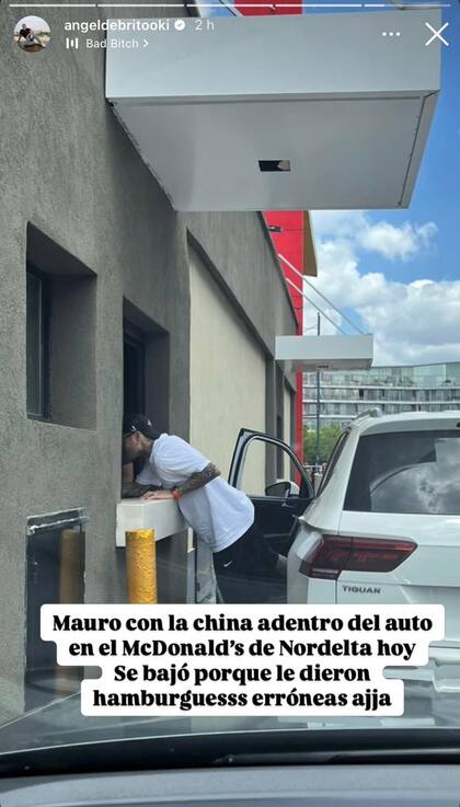 Según Ángel de Brito, Mauro Icardi y la China Suárez salieron juntos y pasaron por un local de comida rápida (Foto: Instagram @angeldebritooki)