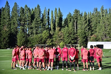 Según confirman los propios futbolistas, la pretemporada de River está siendo muy intensa