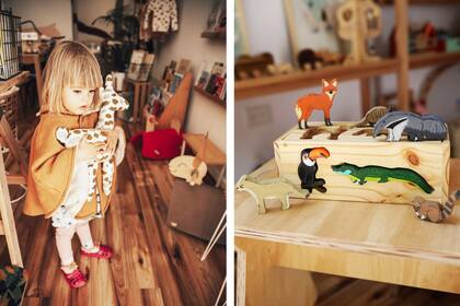 Según cuenta María, los chicos entran pasados de revoluciones hasta que el olor de las maderas, los bloques, las figuras de animales y los libros hacen lo suyo y disparan la pregunta mágica “¿Qué puedo hacer con esto”?