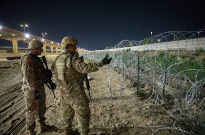 Según datos de la CBP, las detenciones en la frontera cayeron a 11.709 en el último mes, frente a las 176.195 registradas en febrero de 2024