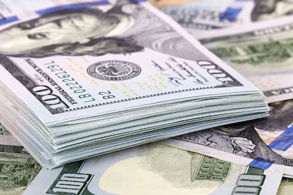 Según datos del BROU, el 31 de diciembre el valor de compra del billete estadounidense era de 41,25 uruguayos y del peso argentino, 0,07 uruguayos