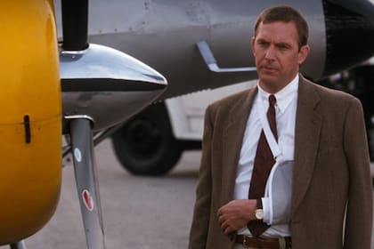 Según David Roberts, exguardaespaldas de Whitney Houston, el personaje de Kevin Costner en El guardaespaldas estuvo inspirado en él (Foto: IMDb)