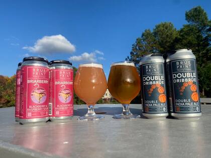 Según describieron los medios de habla inglesa, los clientes y amantes de esta marca, vaciaron las góndolas tras el anuncio del cierre total