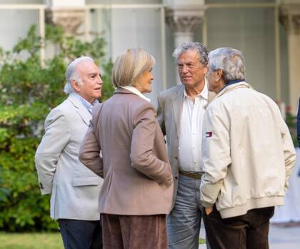 Según dijeron, el equipo actual está integrado por profesionales de distintas áreas, lo que permite una atención amplia y especializada