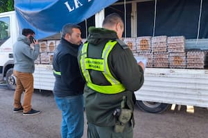 La sospechosa tucumana desnudada por comerciantes bolivianos en la frontera fue enviada a una cárcel - Image 2