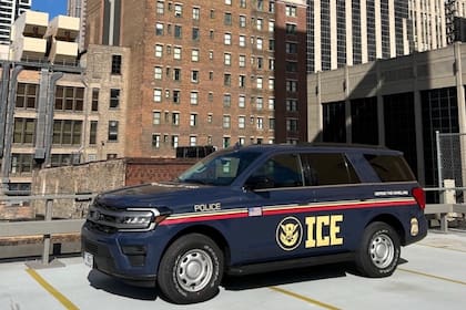 Según el DHS, Roja contaba con antecedentes penales