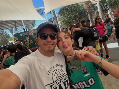 Según el padre, su hija "en ningún momento" expresó su deseo de someterse a cirugías estéticas