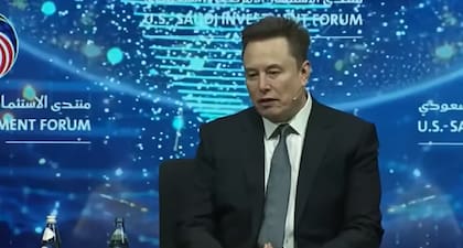 Según Elon Musk, en 20 años la tecnología va a asegurar que la sociedad acceda a un nivel de provisión de bienes y servicios que hará innecesario trabajar para sostener la vida cotidiana