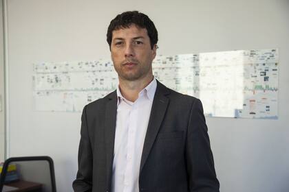 Según Esteban Domecq, "hay muy poco espacio para evitar un salto discreto del tipo de cambio"