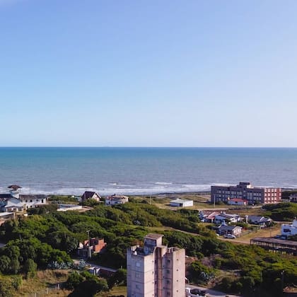 Según Freitas, los edificios en Costa Bonita aparecieron en los años 60