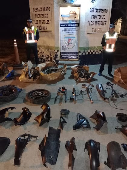 Según fuentes de la policía tucumana, las motos desarmadas fueron valuadas en US$92.000