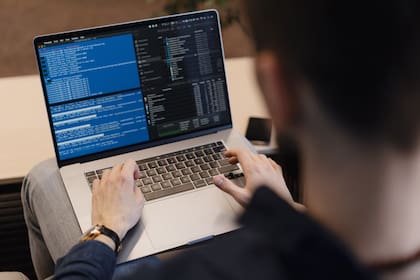 Según Gates, la programación siempre necesitará la labor humana