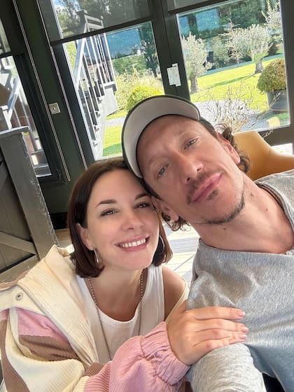 Según indicó Paula Varela en Intrusos Dai Fernández y Nicolás Vázquez estarían "súper enamorados" y próximamente podrían blanquear su relación (Foto: Instagram @nicovazquezok)