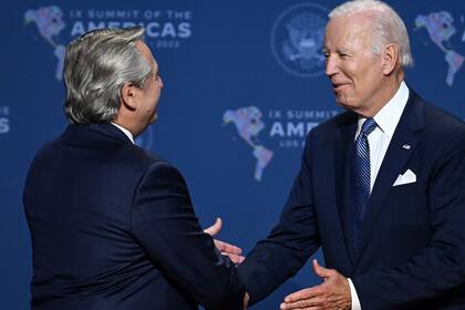 Según informó la Casa Blanca, "los líderes celebrarán los 200 años de relaciones bilaterales entre Estados Unidos y la Argentina”